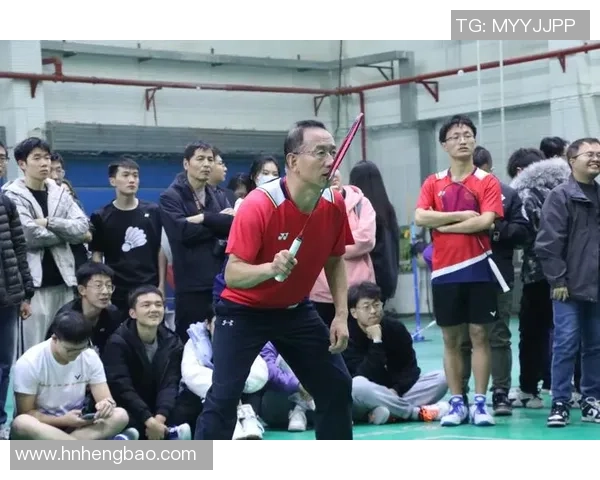 成都羽毛球队与西安羽毛球队赛后技术分析与战术反思